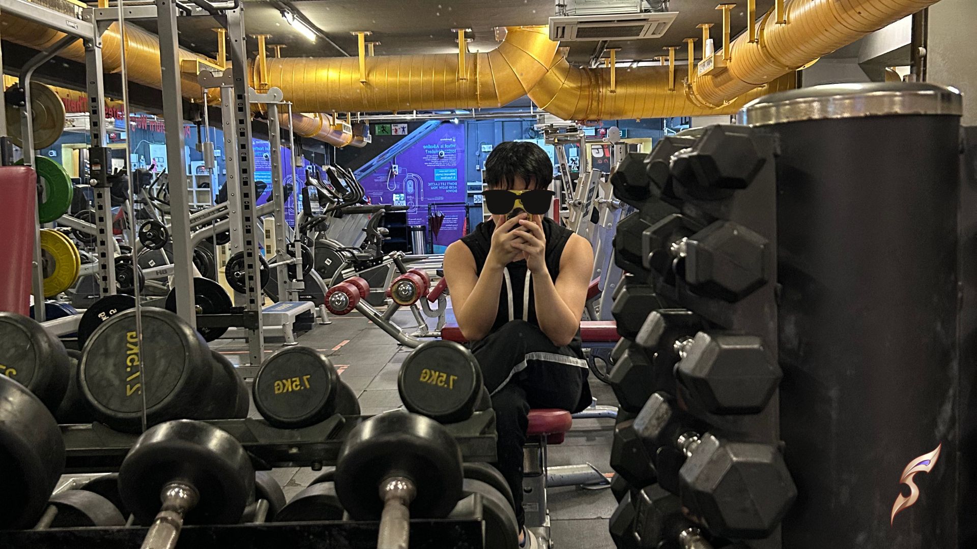 2025 mid year - gym mirror selfie